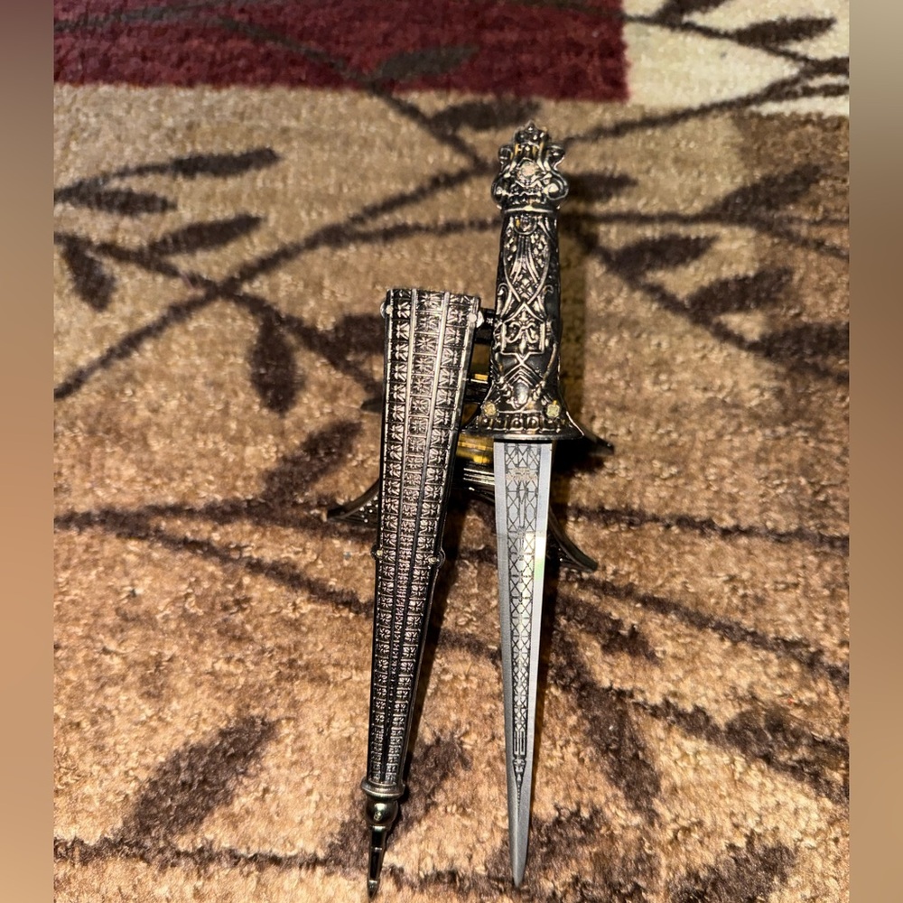 Eiffel Tower 10” Stainless Steel Dagger Letter Opener- New - Picture 4 of 5